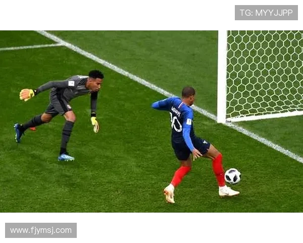 姆巴佩传射加单骑闯关助法国强势取胜三球称霸全场 姆巴佩传射加单骑闯关助法国强势取胜三球称霸全场