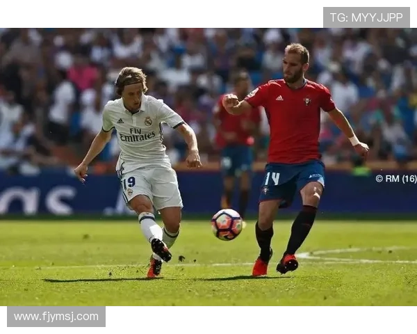 洛卡特利:对球队表现感到愤怒 对阵皇马将进行战术调整 洛卡特利:对球队表现感到愤怒 对阵皇马将进行战术调整