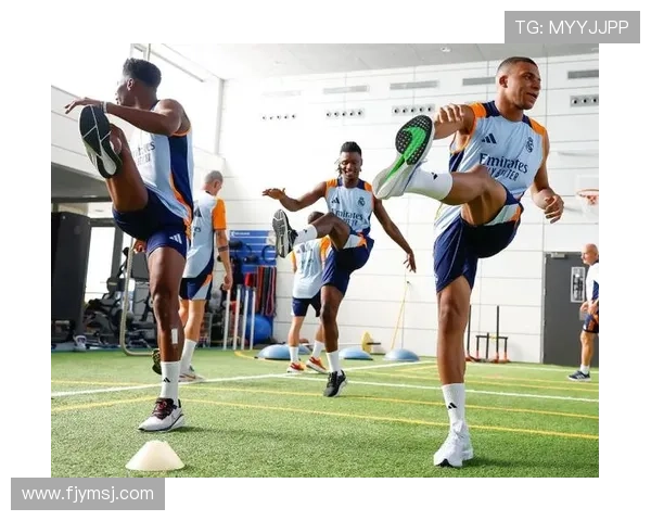 好消息!姆巴佩今日正式参加皇马全队合练状态良好 好消息!姆巴佩今日正式参加皇马全队合练状态良好