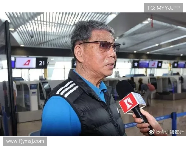 81岁徐根宝再度挂帅带领上海全运U20男足征战广东赛场 81岁徐根宝再度挂帅带领上海全运U20男足征战广东赛场